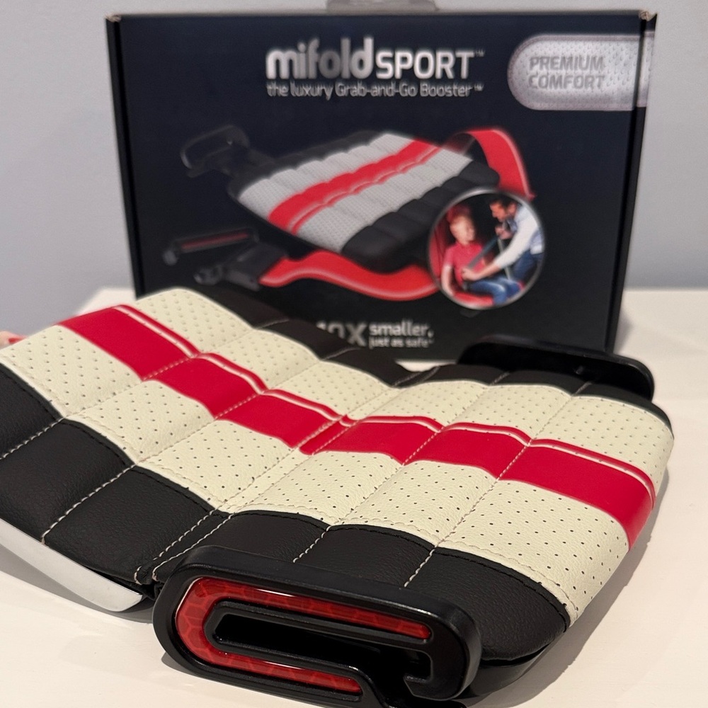 Mifold Sport - the luxury grab-and-go Booster